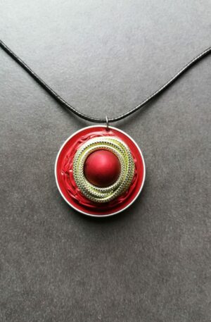 Pendentif Kapsul - Série limitée - rouge & anis- sur cordon noir