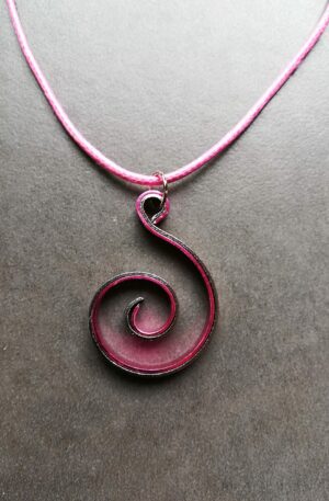 Pendentif Solène - Brun- Fuchsia- sur cordon coton rose