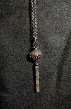 Bola cage pompon boule rose sur chaine